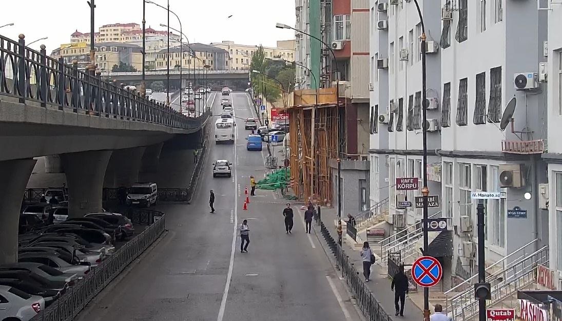 Bu yolda avtobus zolağına giriş məhdudlaşdırıldı - Foto