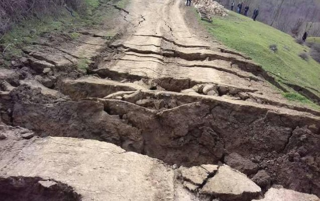 Namazgah-Lahıc yolunda uçqun olub » AzadMedia.az