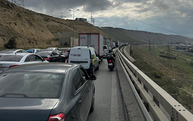 Bakı-Qazax yolunda böyük tıxac - FOTO