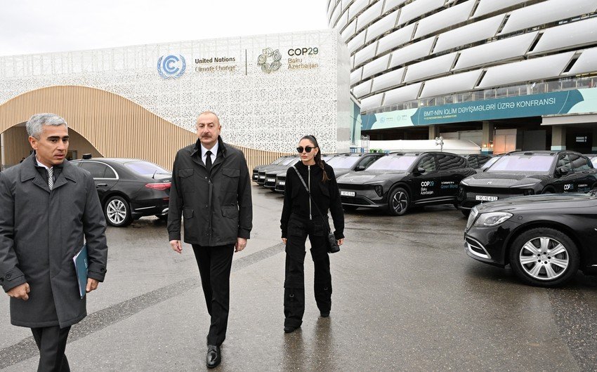 İlham Əliyev Bakı Olimpiya Stadionunun ərazisində COP29-la bağlı yaradılan şəraitlə tanış olub - YENİLƏNİB