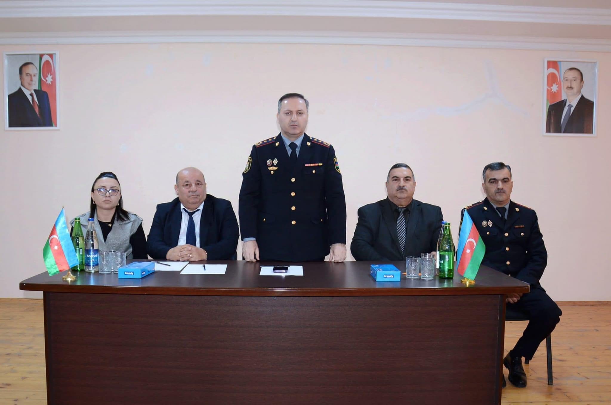 Masallı Rayon Polis Şöbəsinin təşkilatçılığı ilə  "Narkomaniya və erkən nikahlara yox deyək" və “Polis Akademiyasında təhsilə təşviq edilməsi” mövzularında görüş