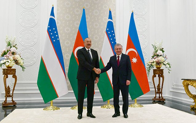 Şavkat Mirziyoyev İlham Əliyevi təbrik etdi 