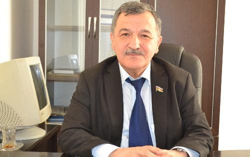 DEPUTAT: "Bələdiyyə seçkilərində siyasi partiyaların iştirakı gözləniləndir"