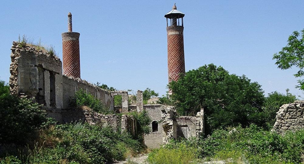 Qərbi Azərbaycanda vandalizmə göz yuman ABŞ – Ağ ev Qarabağda “erməni izi” axtarır - ŞƏRH