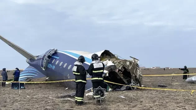 Qırılan Embraer 190-ın ​​qara qutuları şirkətin mütəxəssisləri tərəfindən tədqiq edilir