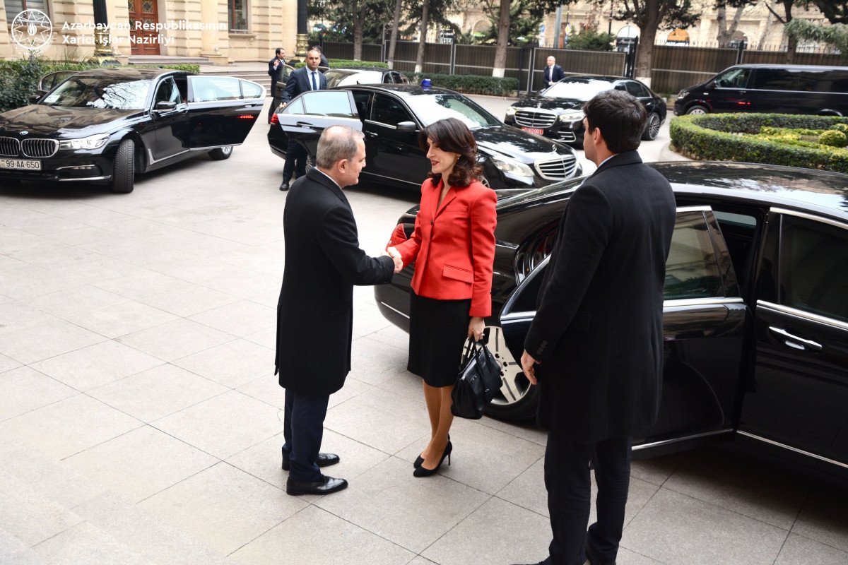 Ceyhun Bayramov Gürcüstanın XİN başçısını qarşılayıb - FOTO