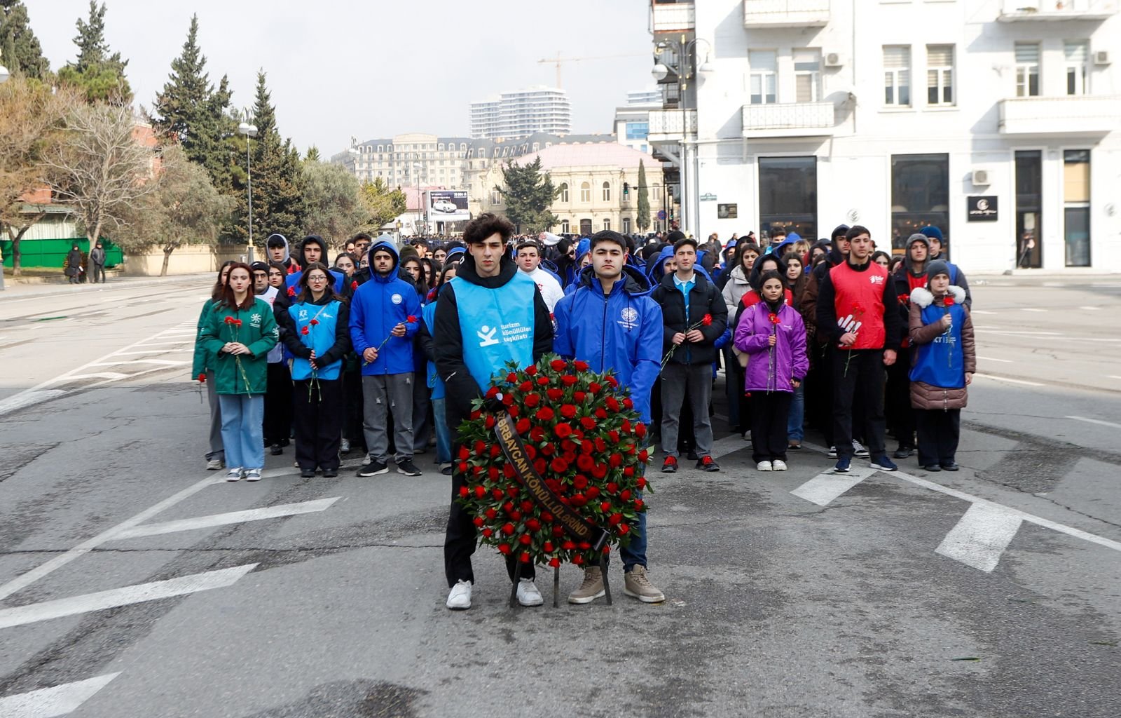 Azərbaycan Könüllüləri 26 Fevral – Xocalı soyqırımı qurbanlarının xatirəsini ehtiramla anıblar.