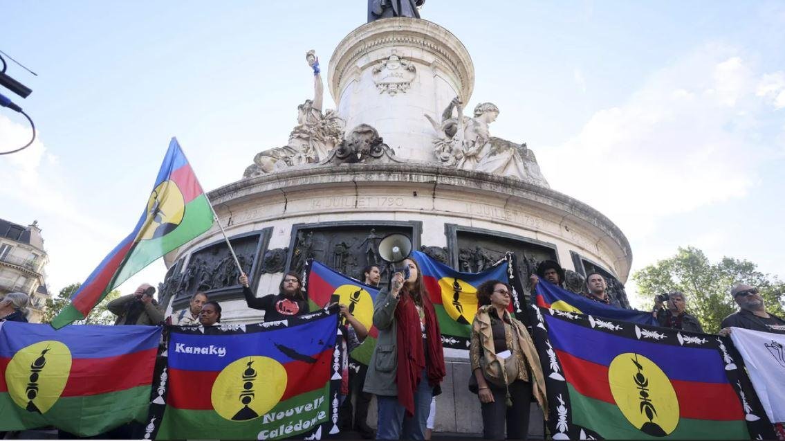 Makronun Fransa üçün ən böyük “nailiyyəti” – Paris autsayder vəziyyətinə salınıb - ŞƏRH