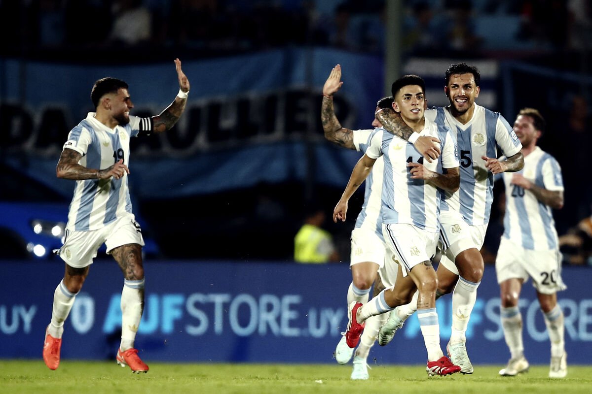 Messisiz Argentina DÇ-2026-nın seçmə mərhələsində Uruqvayı məğlub etdi