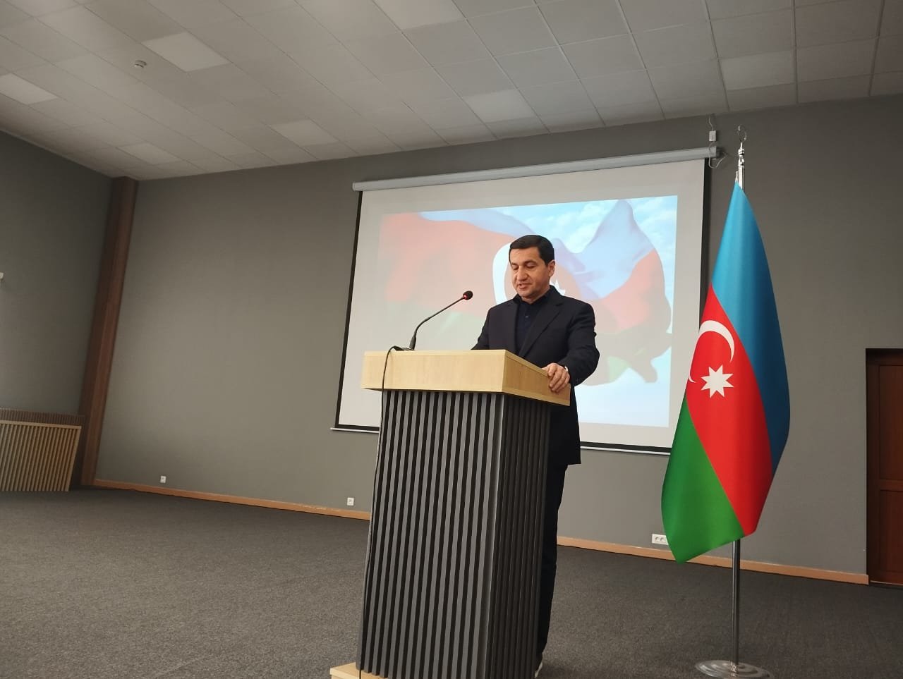 Hikmət Hacıyev: Azərbaycan Cənubi Qafqaz regionunda yeni status-kvo yaradıb 
