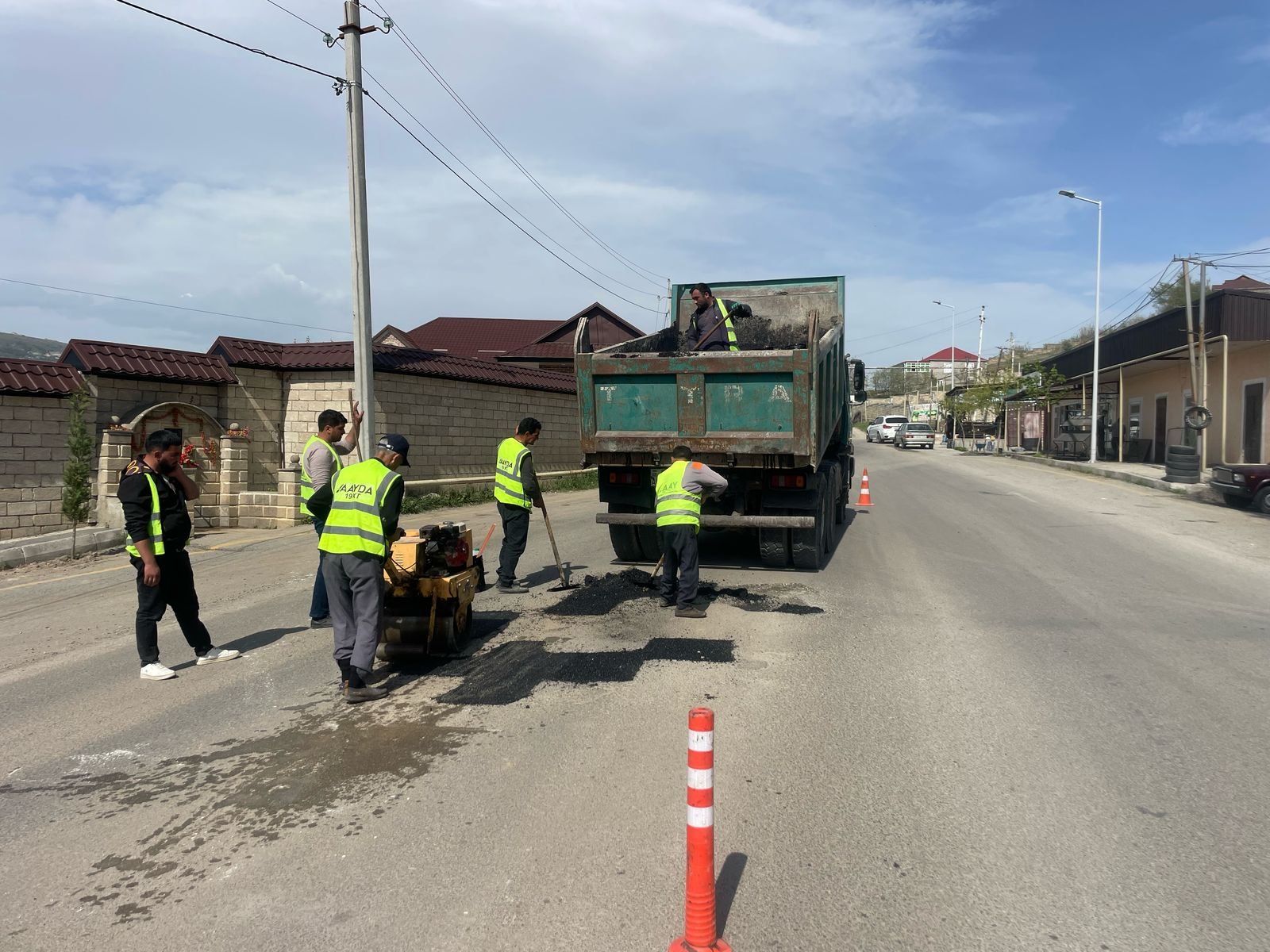 Nazim Eynallı: Şamaxı-Cuxuryurd-Dəmirçi avtomobil yolunda mövsümlə əlaqədar cari işlər davam etdirilir.