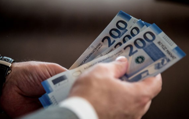 Maaş və təqaüdləri istənilən bankdan ala biləcəyik? - RƏSMİ CAVAB