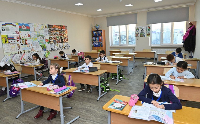 Sabahdan şagirdlərin yerdəyişməsi müvəqqəti dayandırılacaq