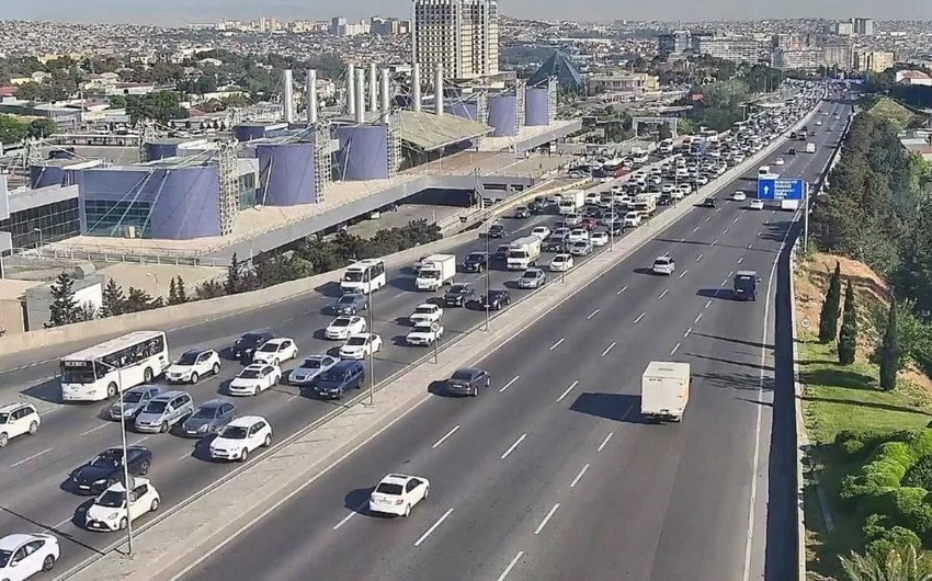 Bakıda 12 istiqamətdə sıxlıq var - SİYAHI