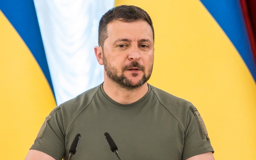 Zelenski: Ukrayna ayda 27 minə qədər insanı səfərbər edə bilər