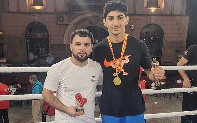 Boksçumuz Şimali Makedoniyada qızıl medal qazandı - Foto