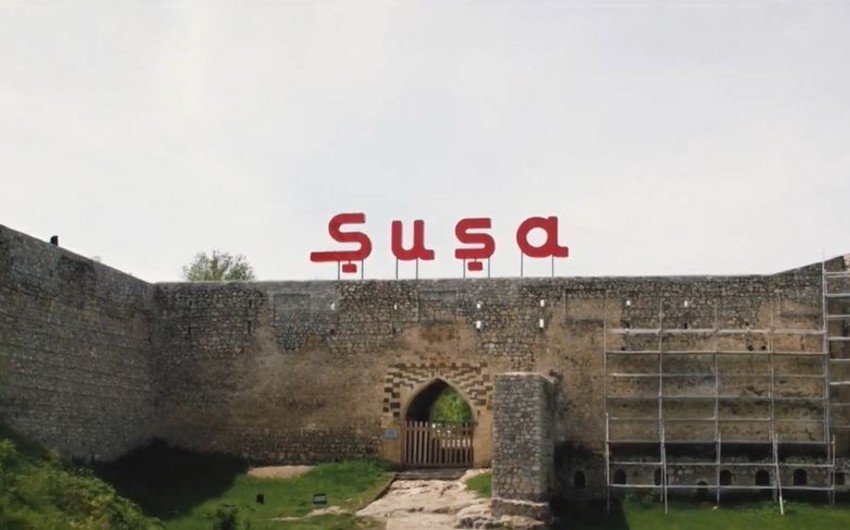 Diplomatlar Şuşadakı Qarabağ küçəsində olublar