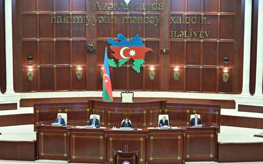 Milli Məclisin növbədənkənar sessiyası üzrə növbəti iclası başlayıb