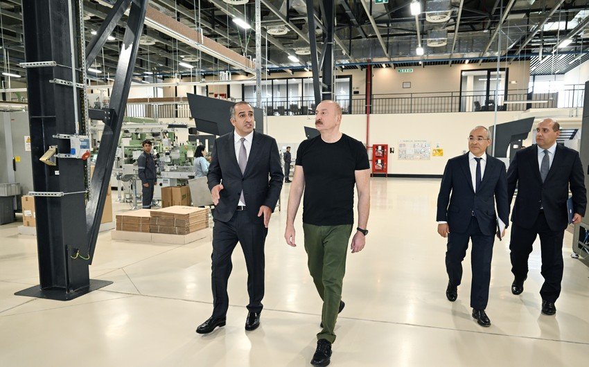 İlham Əliyev Ağdam Sənaye Parkında tütün məmulatlarının istehsalı müəssisəsinin açılışında iştirak edib