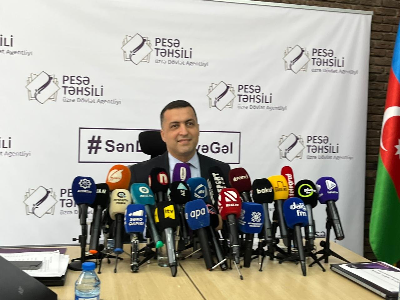Peşə təhsili müəssisələrinə tələbə qəbulu ilə bağlı mətbuat konfransı keçirilib