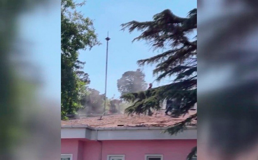 İstanbulda xəstəxana yanır