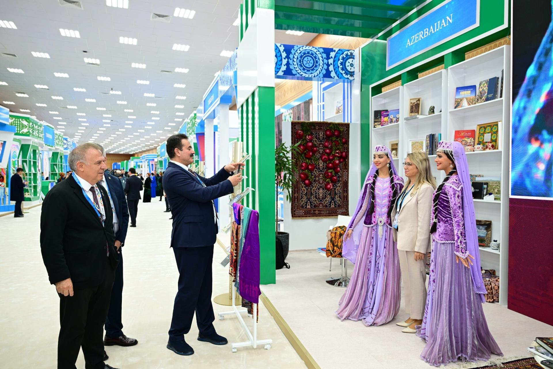 Bu gündən Türkmənistanda üçgünlük "Azərbaycan Milli Günləri" başlayır Bu gündən Türkmənistanda üçgünlük "Azərbaycan Milli Günləri" başlayır