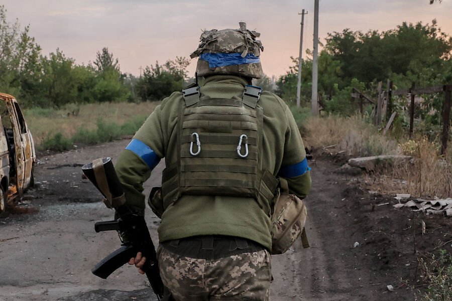 “Azov” milli batalyonunun döyüşçülərinin Xarkov vilayətində geri çəkildiyi məlum olub