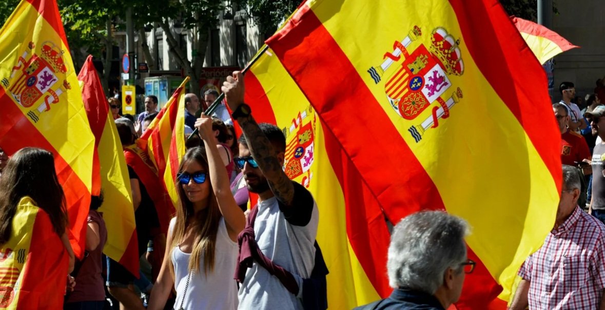 İspaniyanın əhalisi 49,3 milyon nəfəri keçib