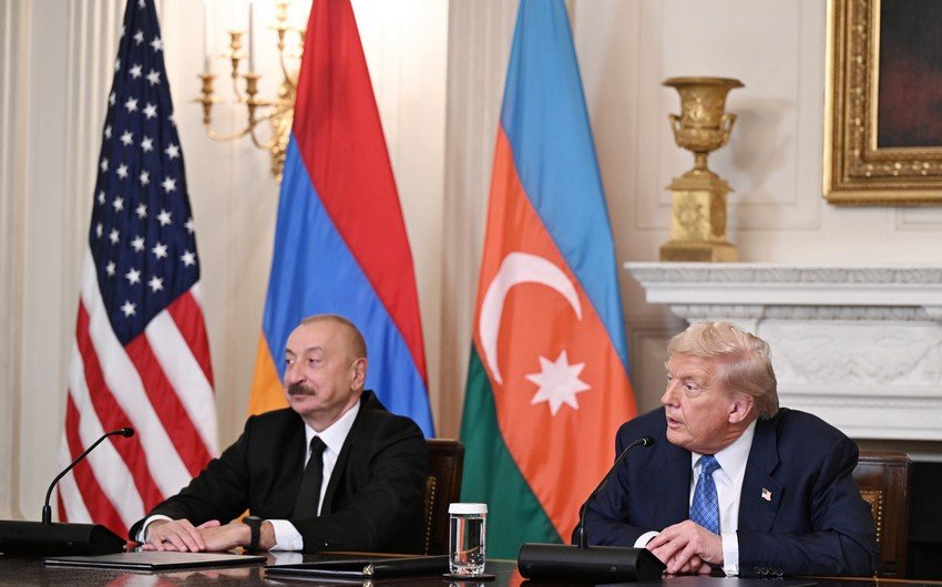 Tramp: Bir çox vasitəçilər Ermənistan-Azərbaycan münaqişəsinə son qoymaq üçün uğursuz cəhdlər ediblər