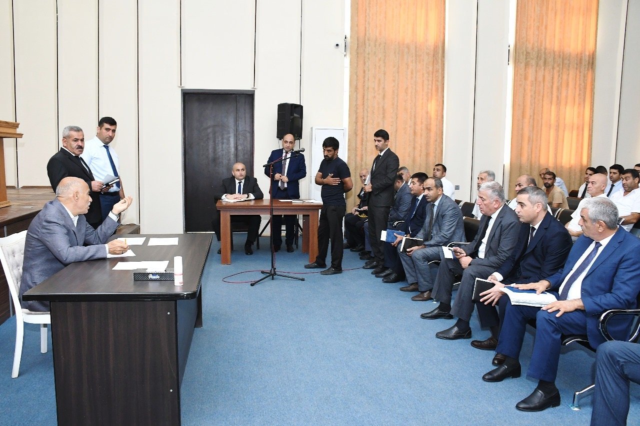 Masallıda rayon rəhbəri vətəndaş qəbulu keçirdi