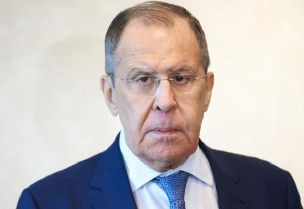 Lavrov Putinin Zelenski ilə görüşünün şərtini deyib