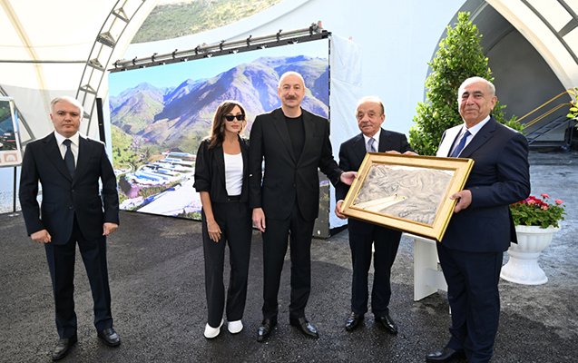 Prezidentlə xanımı Murovdağ tunelində - Fotolar