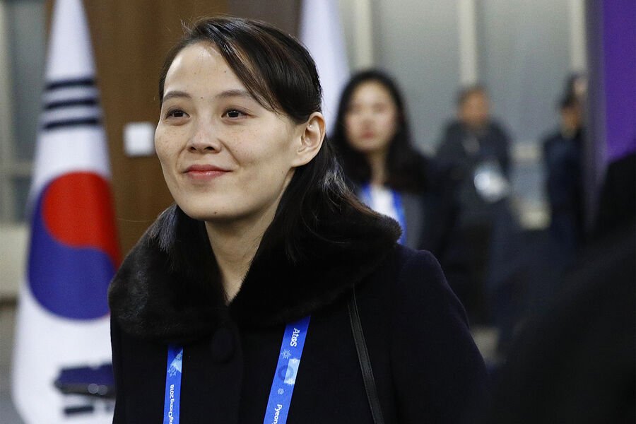 KXDR liderinin bacısı Kim Yo Çen Pekində Putinlə görüşdə iştirak edib