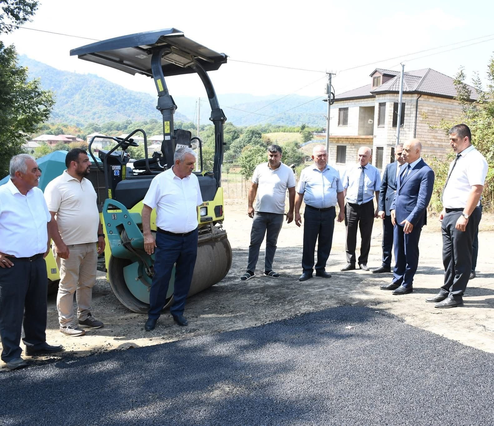 Masallıda kənddaxili küçə asfalt örtüyü ilə döşəndi