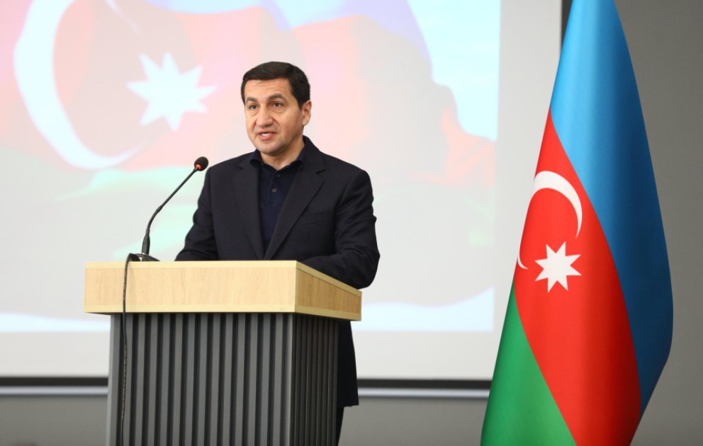 Prezidentin köməkçisi Nyu-Yorkdan Vətənə qayıdışı ilə bağlı paylaşım etdi