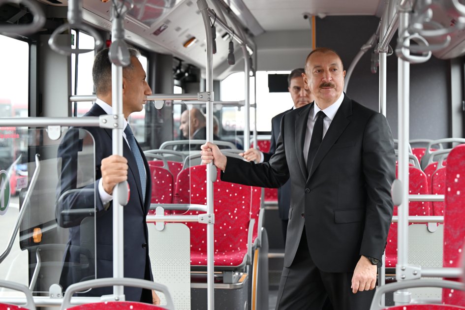 Prezident “BakuBus” MMC-nin Gəncə Avtoparkının açılışında - FOTOLAR
