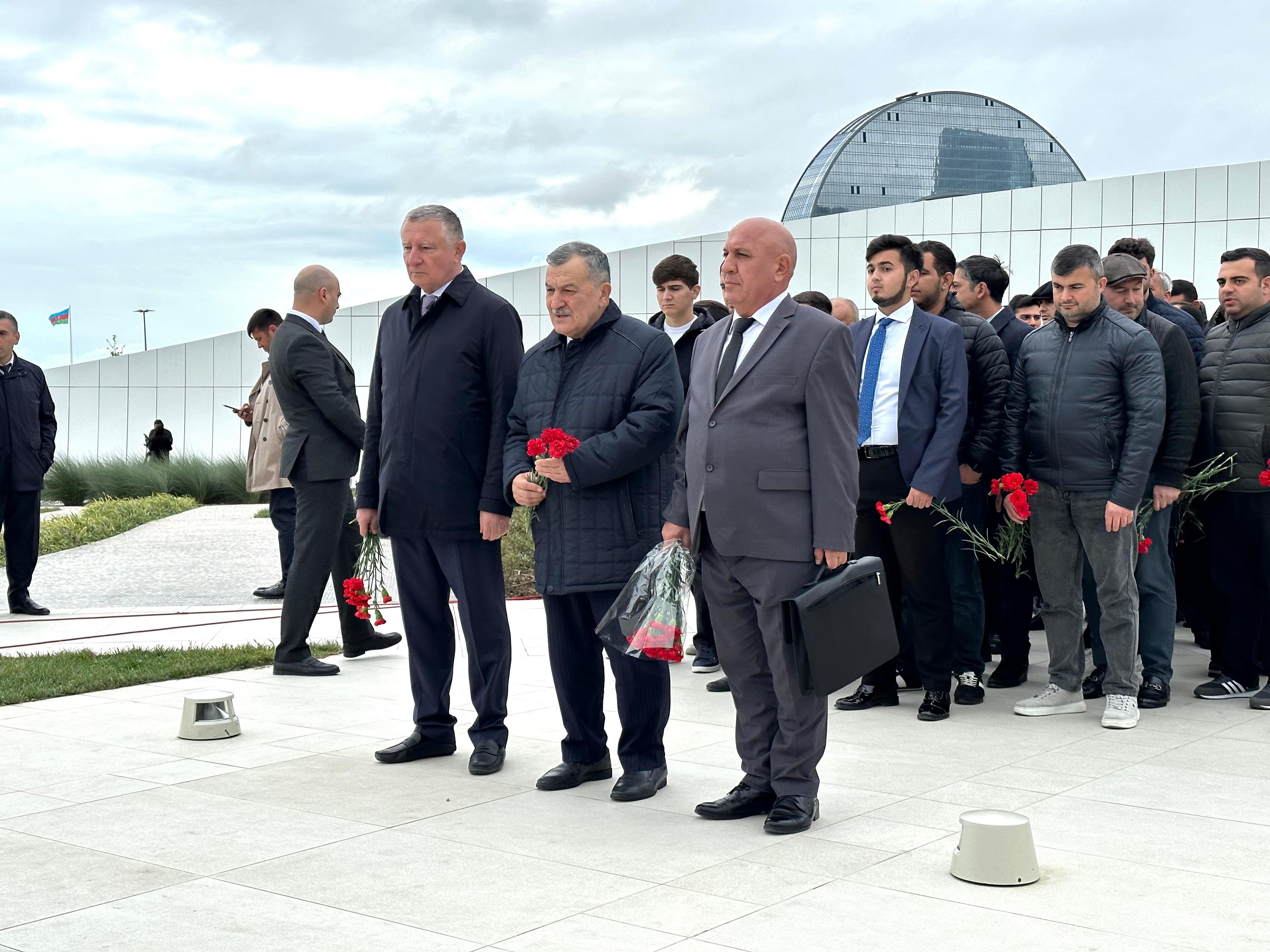 Millət vəkili Məşhur Məmmədov: "Zəfərə aparan Anım Günü hər birimizin qəlbində əbədi qürur mənbəyidir!"