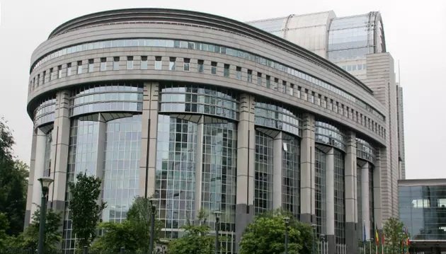 Avropa Parlamenti Avropa Komissiyasının rəhbərinin istefası ilə bağlı səsvermə keçirəcək