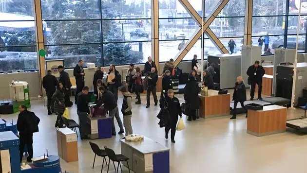 Şarja hava limanı bir ildən sonra yeni terminal açacaq