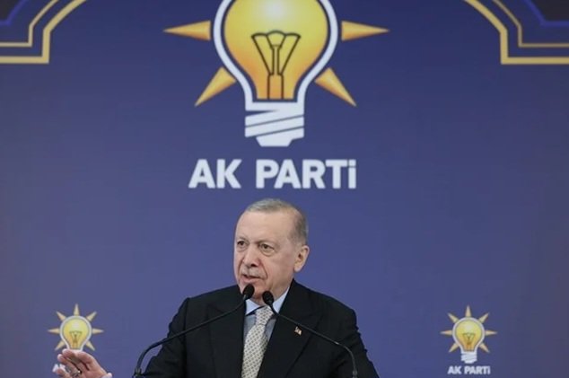 Ərdoğan “yeni konstitusiya”nı bir daha xatırladıb. Türkiyə əsas qanunu yeniləyə bilər