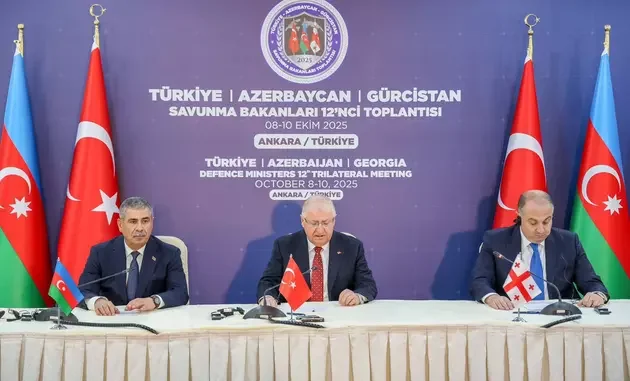 Ankara, Bakı və Tbilisidə hərbi əməkdaşlığın inkişafı müzakirə edilib