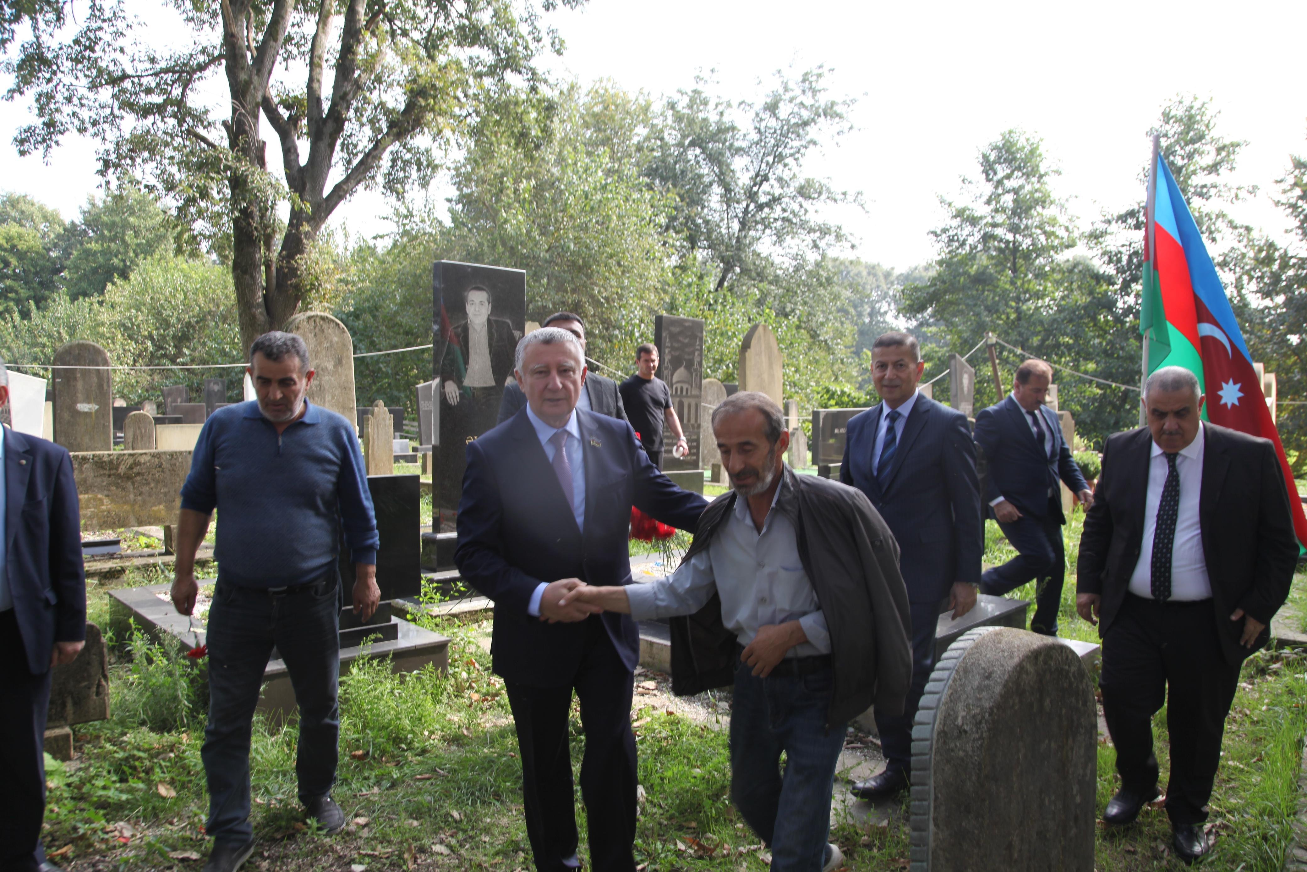 Deputat Məşhur Məmmədov: “Şəhid ailələrinə diqqət hər birimizin borcudur”