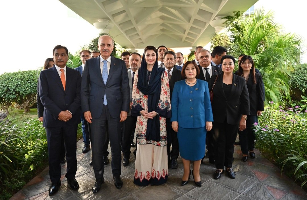 Pakistanın Pəncab əyalətinin baş naziri ilə görüşdə