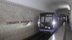 Bakı metrosunda problem yaranıb