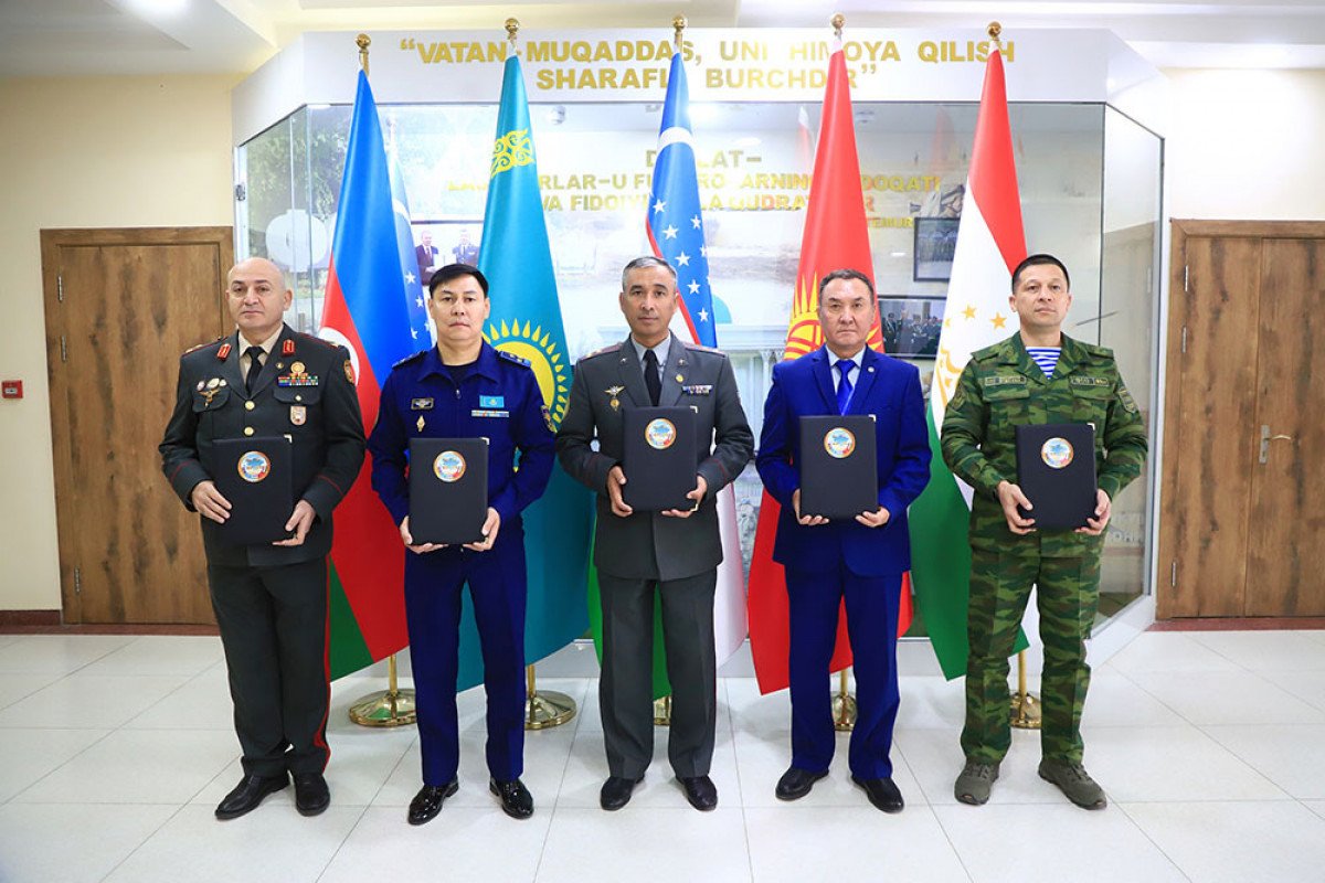 Azərbaycan və Özbəkistan ali hərbi məktəbləri arasında memorandum imzalanıb