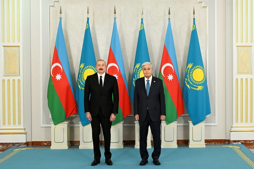 İlham Əliyev Qazaxıstan Prezidentini Azərbaycana səfərə dəvət edib