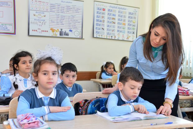 Müəllimlərin maaşının artırılması üçün təkliflər təqdim edəcəyik