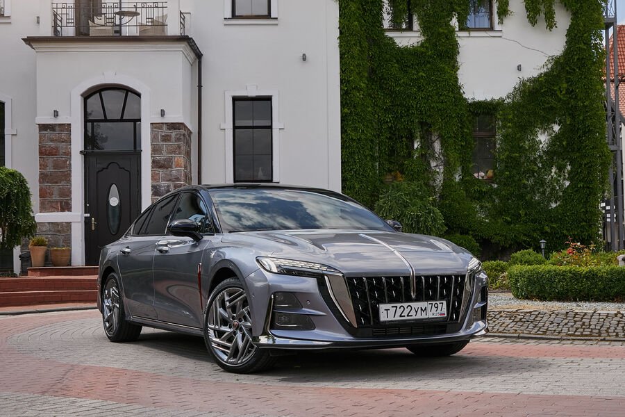 Hongqi Rusiyada avtomobil istehsal etməkdən imtina etdi