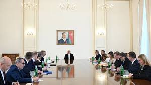 Prezident İlham Əliyev NATO nümayəndə heyətini qəbul edib