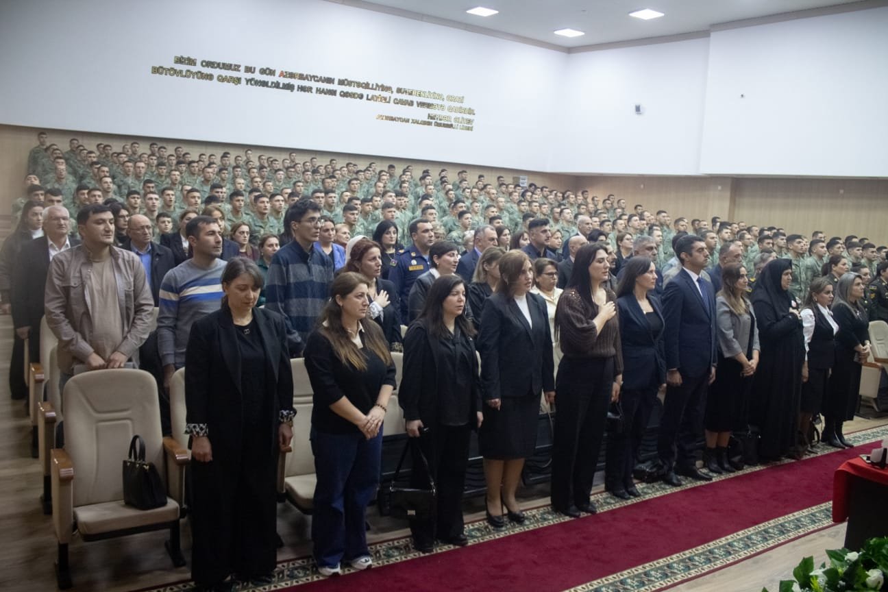 “Əzəli, əbədi Azərbaycanam!” kitabının təqdimat mərasimi keçirilib